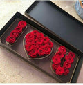 caja con rosas