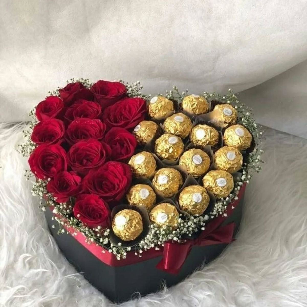 caja de bombones con rosas