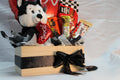 REgalo con chuches y peluche