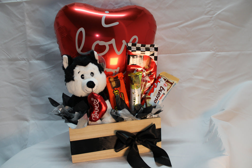 REgalo con chuches y peluche